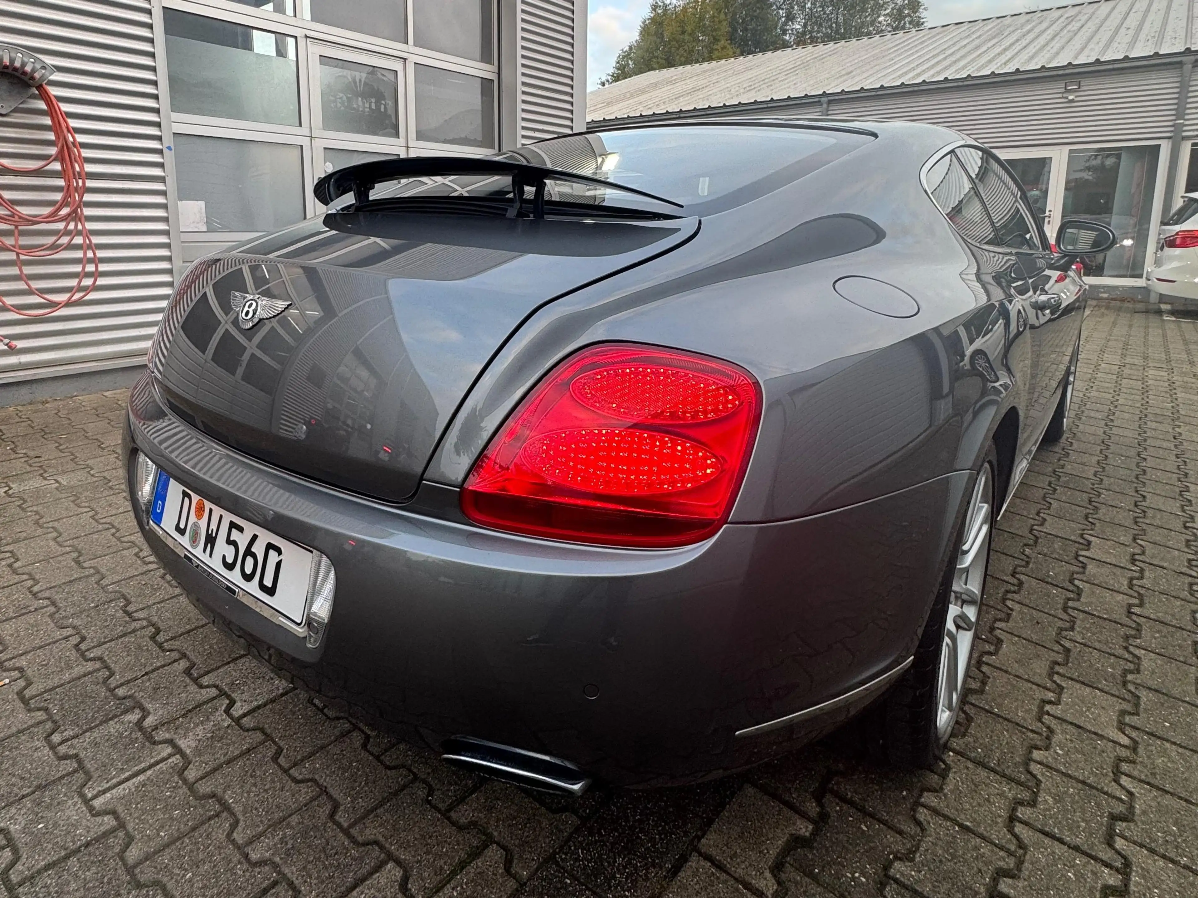Bentley Continental Diamond Series 60 Jahre — photo 13