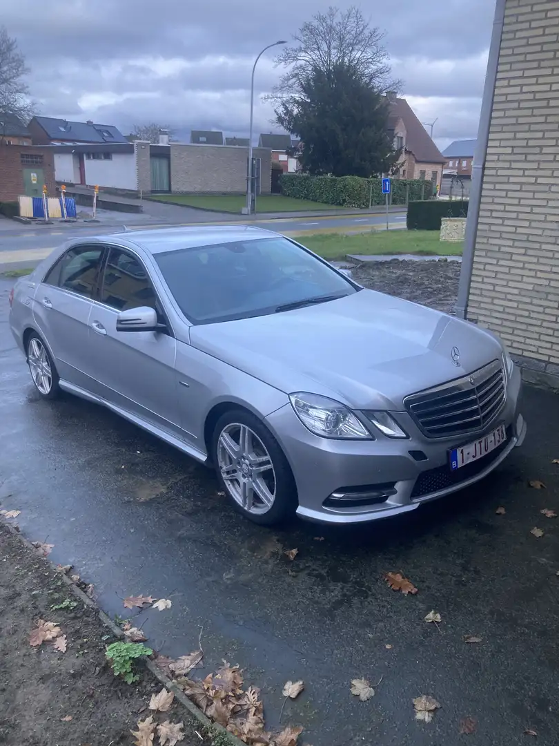 Mercedes-Benz E 200 CDI DPF BlueEFFICIENCY Avantgarde - 2