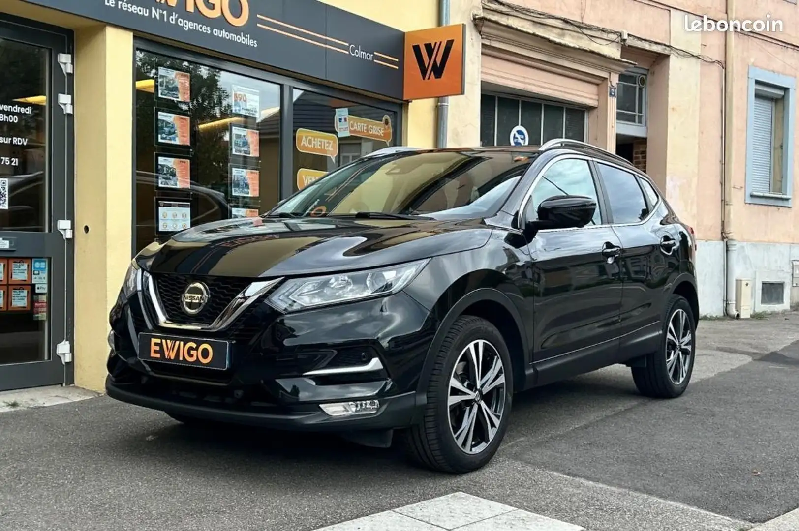 Nissan Qashqai GENERATION-II 1.3 DIGT 140 N-CONNECTA 2WD-GARANTIE 6 MOIS Schwarz - 1