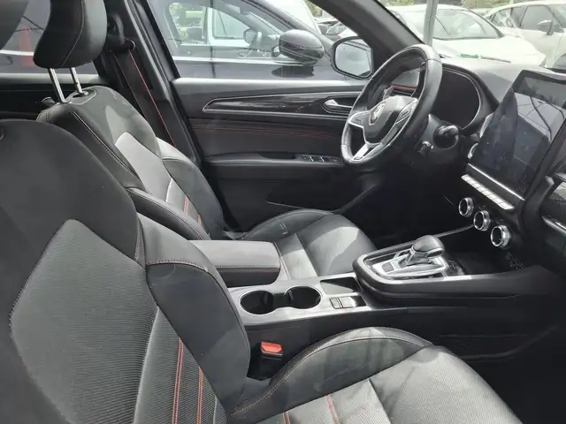 Renault Arkana view 13