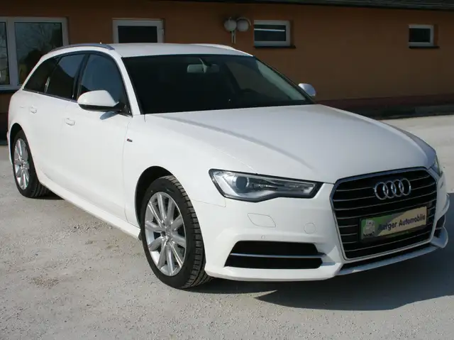 Audi A6 Avant 2.0 TDI ultra *S line*Navi*Xenon*