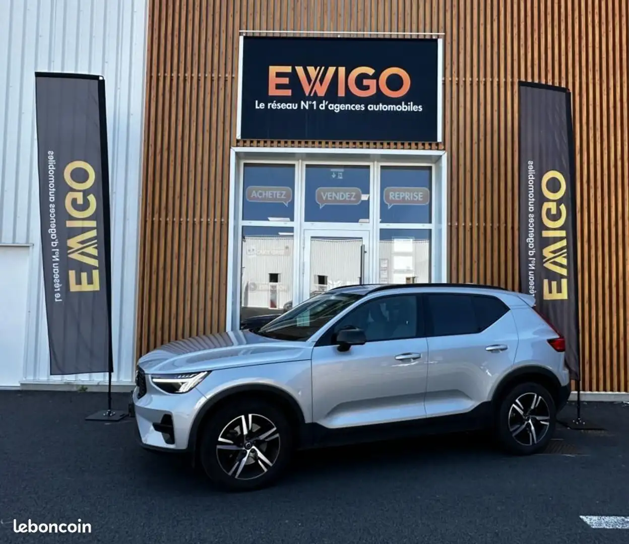 Volvo XC40 2.0 B3 B 177H 165 MHEV HYBRID PLUS 2WD DCT BVA Gris - 1