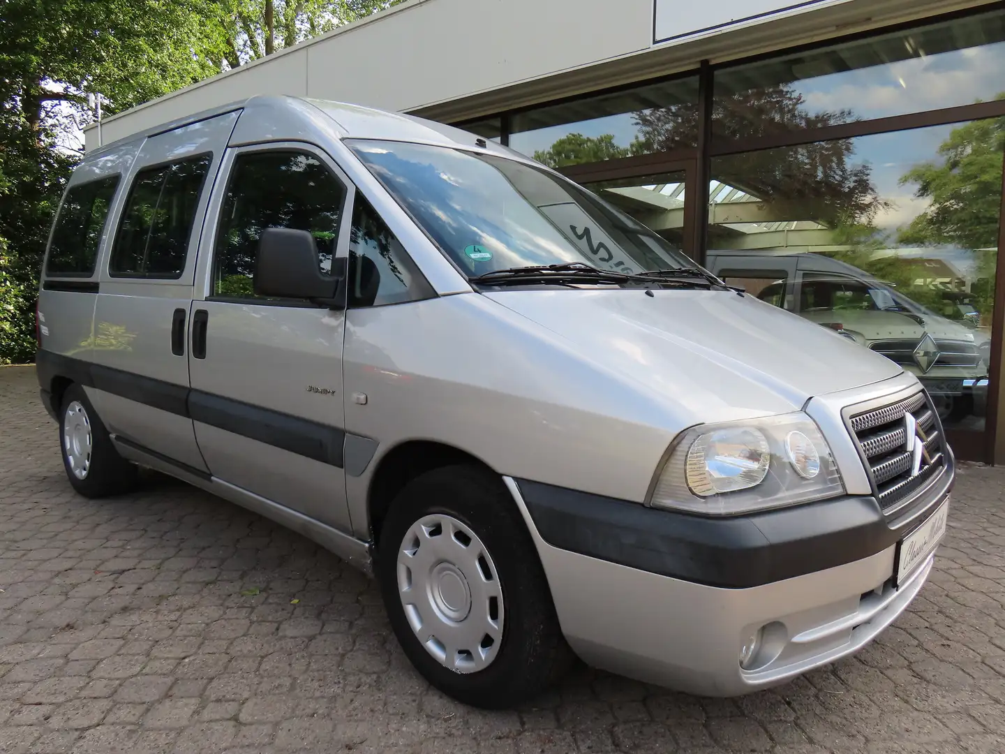 Citroen Jumpy 2.0 Club*Automatik*HU neu*Klima*Scheckheft*8 Sitze Silber - 1