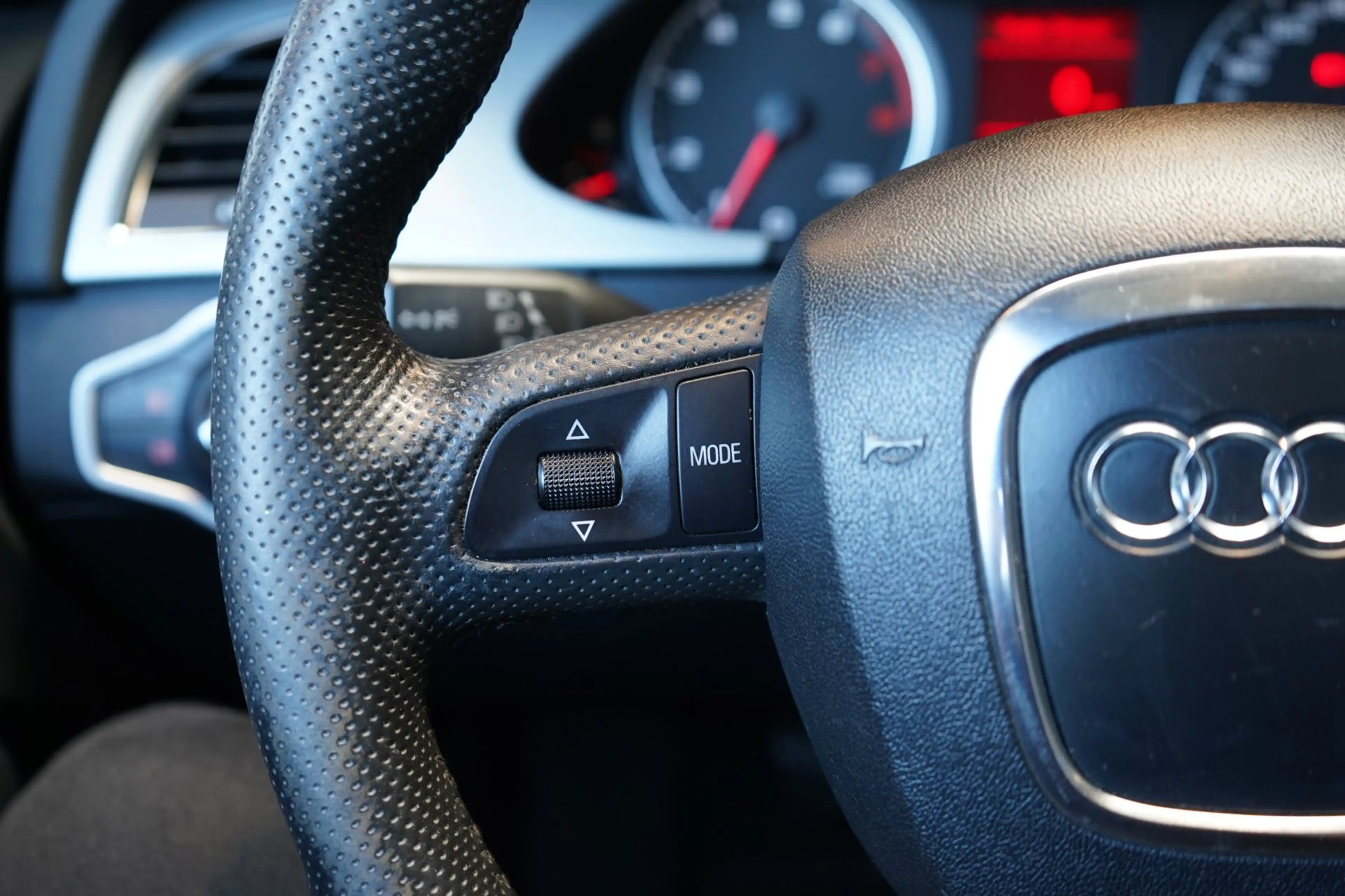 Audi A4 Limousine 1.8 TFSI | AIRCO | PDC | APK — photo 25