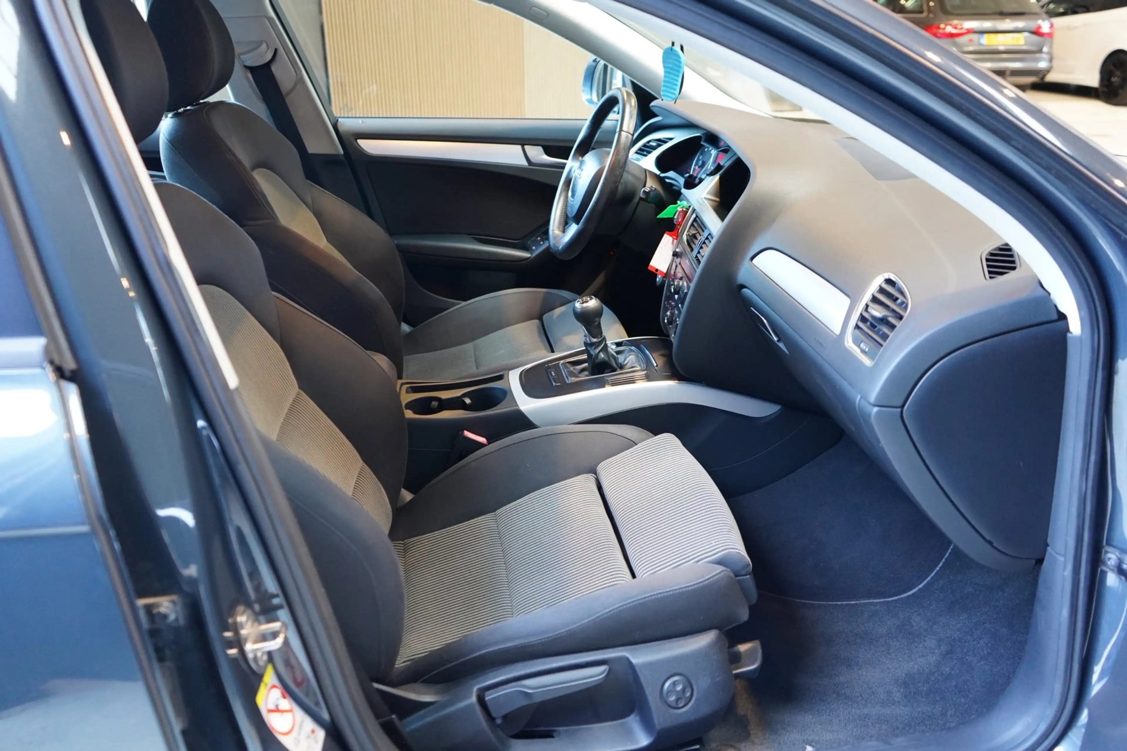 Audi A4 Limousine 1.8 TFSI | AIRCO | PDC | APK — photo 21