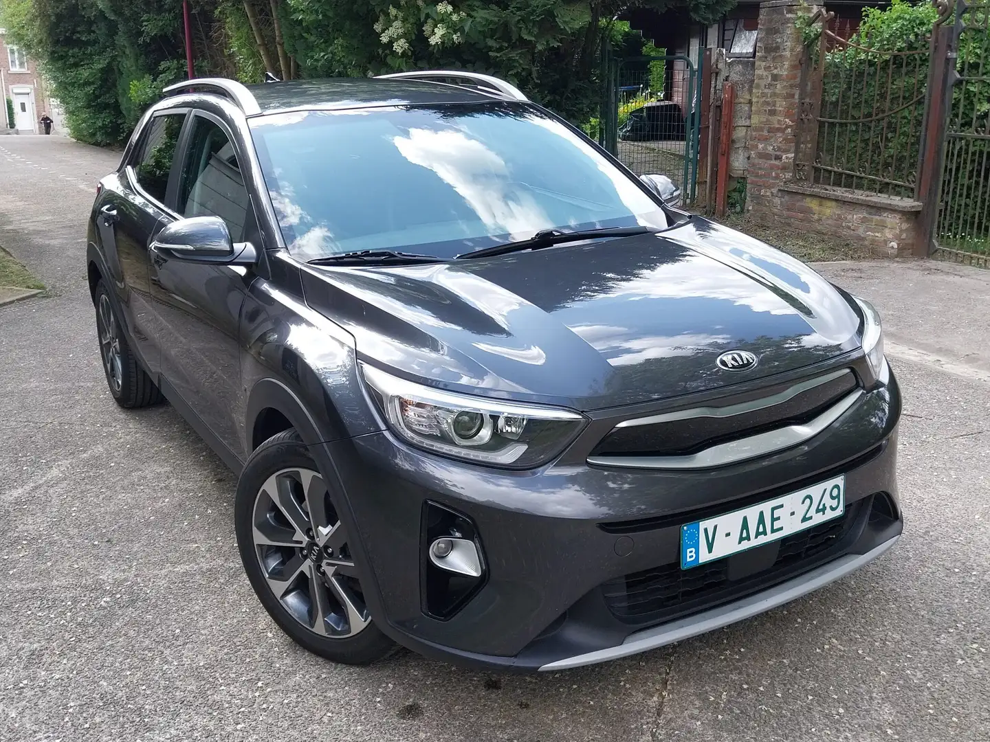 Kia Stonic 1.0 T / 120cv/ Full Options/ Carnet KIA/ impec. Argent - 1