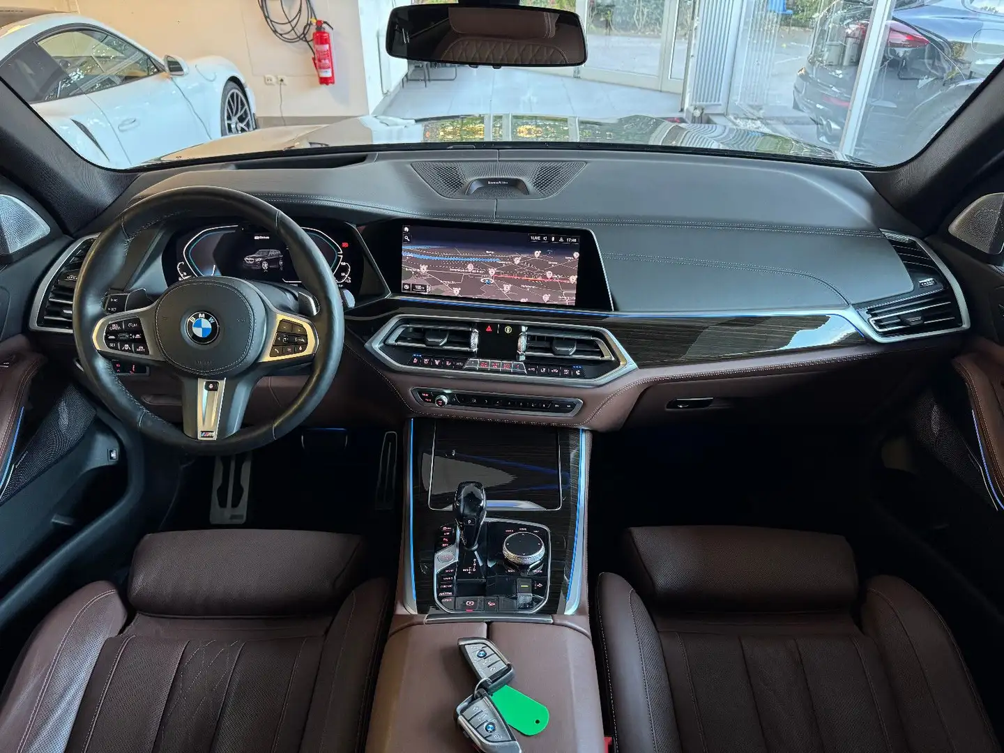 BMW X5 xDrive45e M-Sportpaket B&W Panorama Laser Key Schwarz - 2