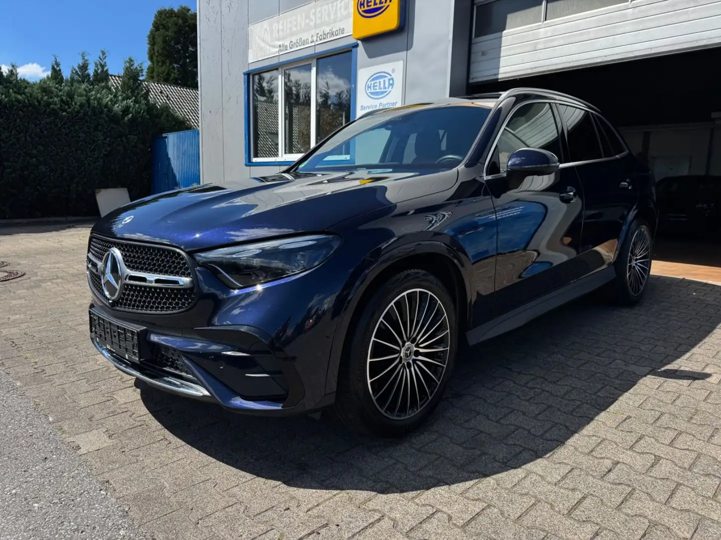 Mercedes-Benz GLC 220 d 4Matic*AMG-STYLING*BURMEISTER*20ZOLL* Bleu - 1