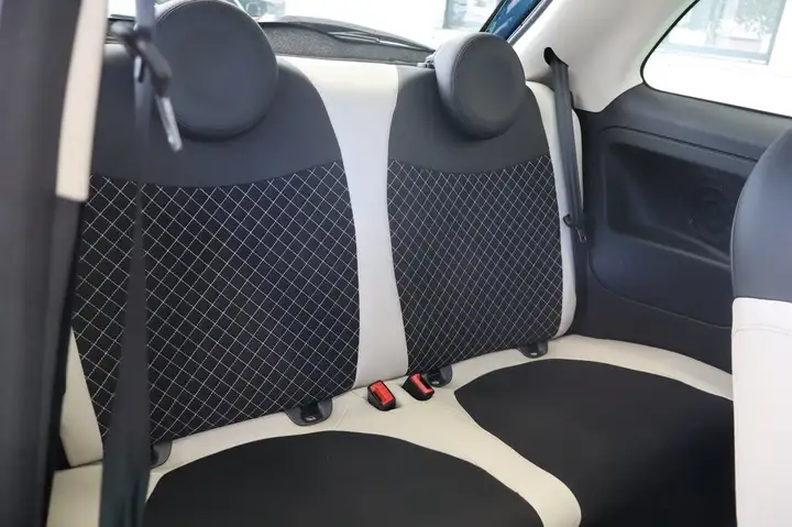 Fiat 500 Dolcevita 1.0 Hybrid 2022, foto 25
