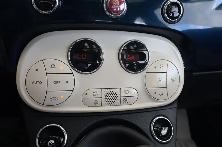 Fiat 500 Dolcevita 1.0 Hybrid 2022, foto 22