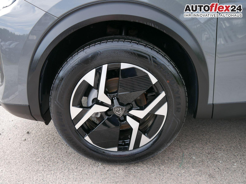 Peugeot 2008 Allure 1.2*NAVI*TEMPOMAT*KLIMA*PDC*LED*BLUETOOT... — photo 3