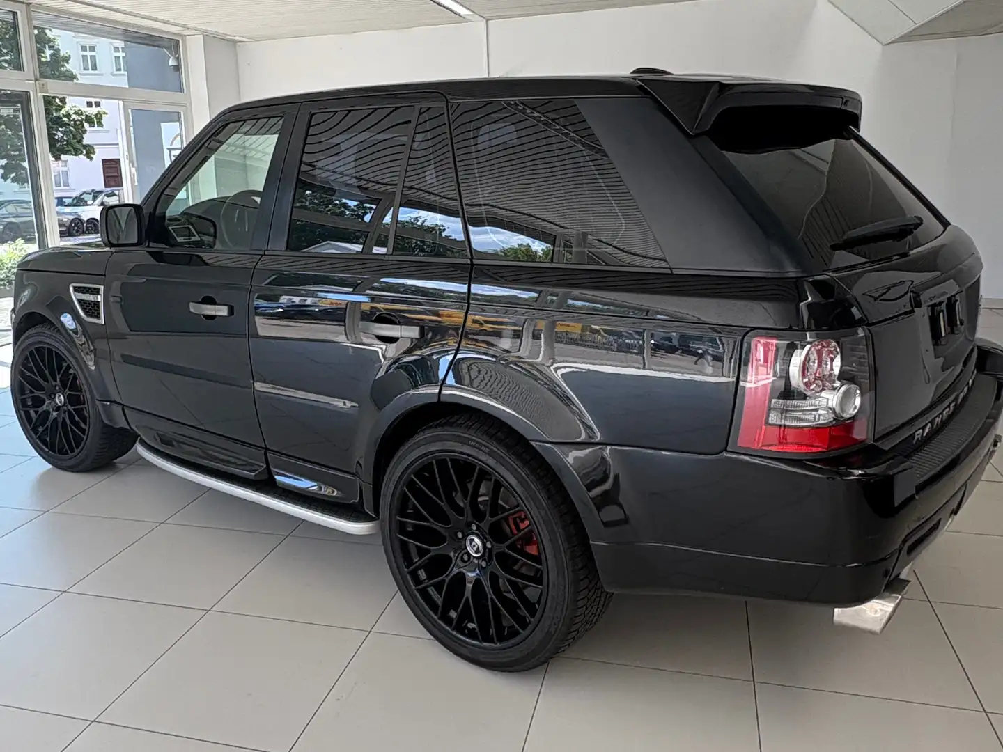 Land Rover Range Rover Sport V8 TD HSE Schwarz - 2