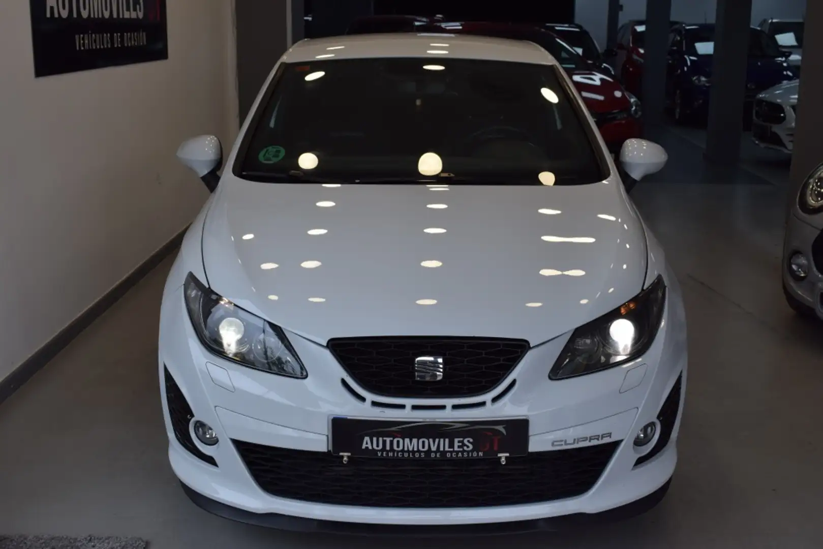 SEAT Ibiza SC 1.4 TSI Cupra DSG - 2