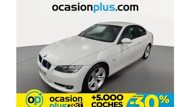 BMW 320 320i Coupé