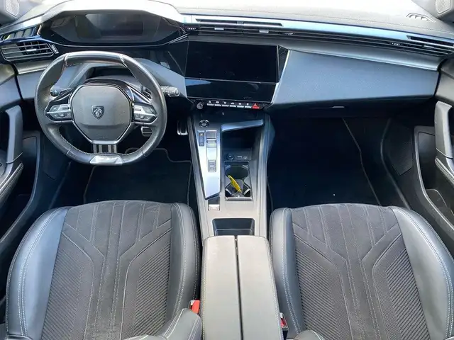 Peugeot 308 view 6