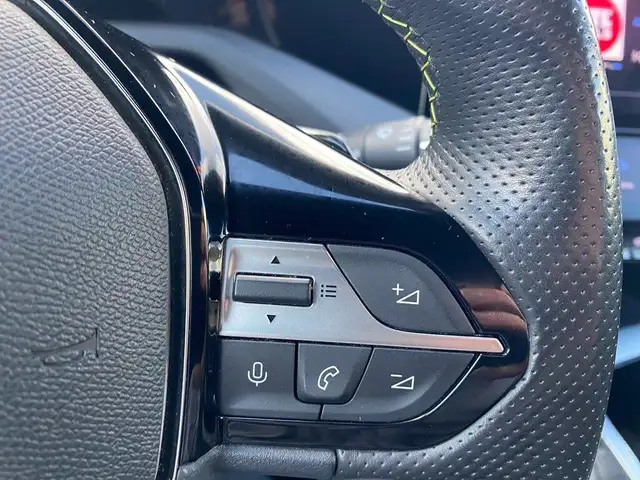 Peugeot 308 view 14