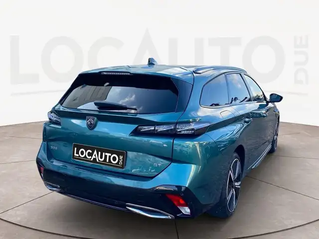 Peugeot 308 view 4
