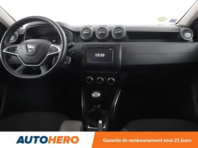 Dacia Duster view 12