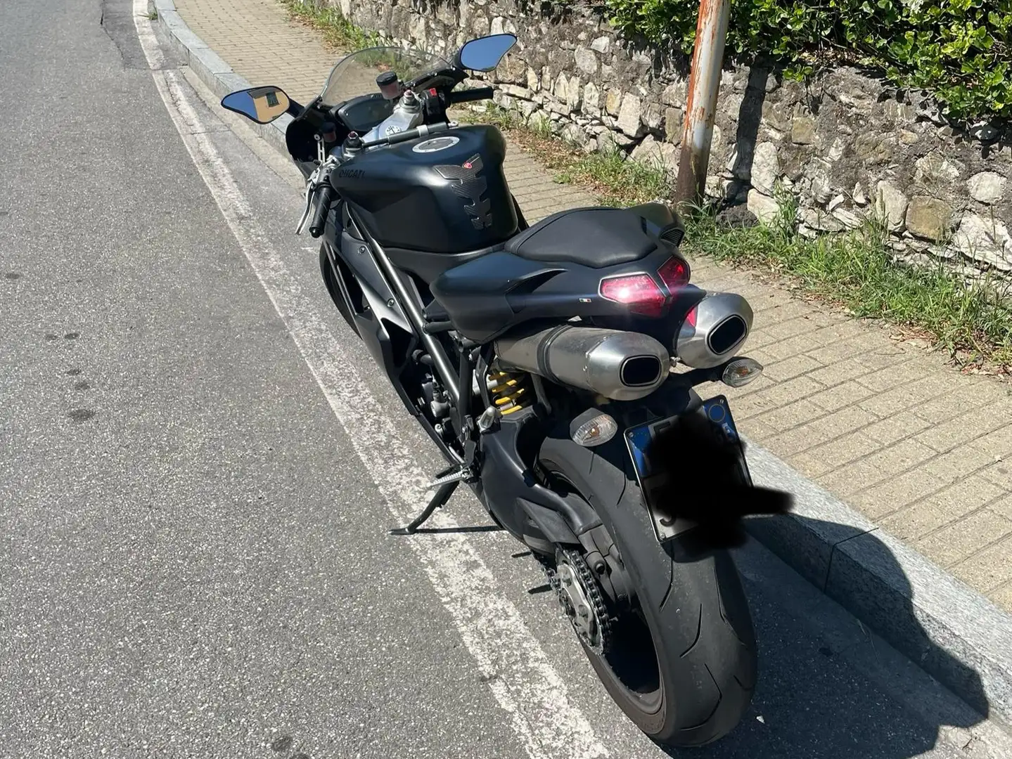 Ducati 848 Evo Чорний - 2