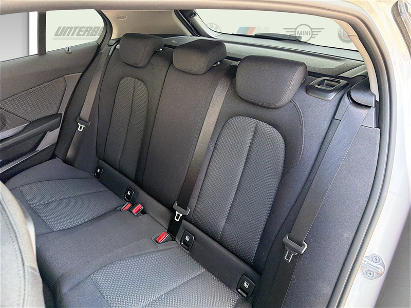 BMW 120 i Hatch Advantage DAB WLAN Tempomat PDC — photo 11