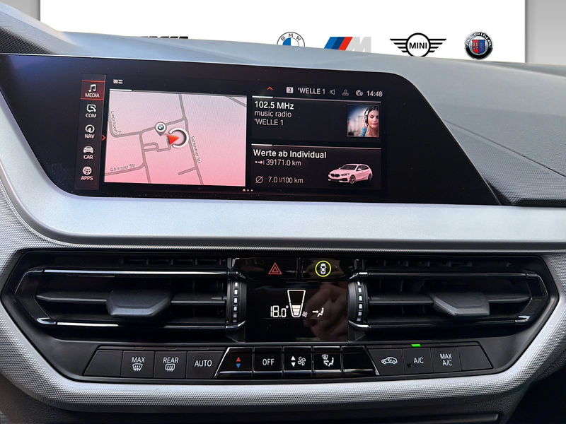 BMW 120 i Hatch Advantage DAB WLAN Tempomat PDC — photo 8