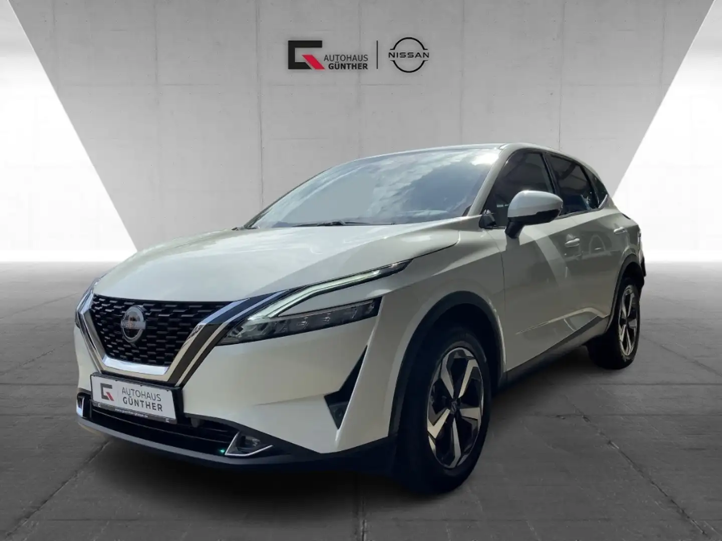 Nissan Qashqai N-CONNECTA 1.3 Automatik Winter & Techn. Wit - 1