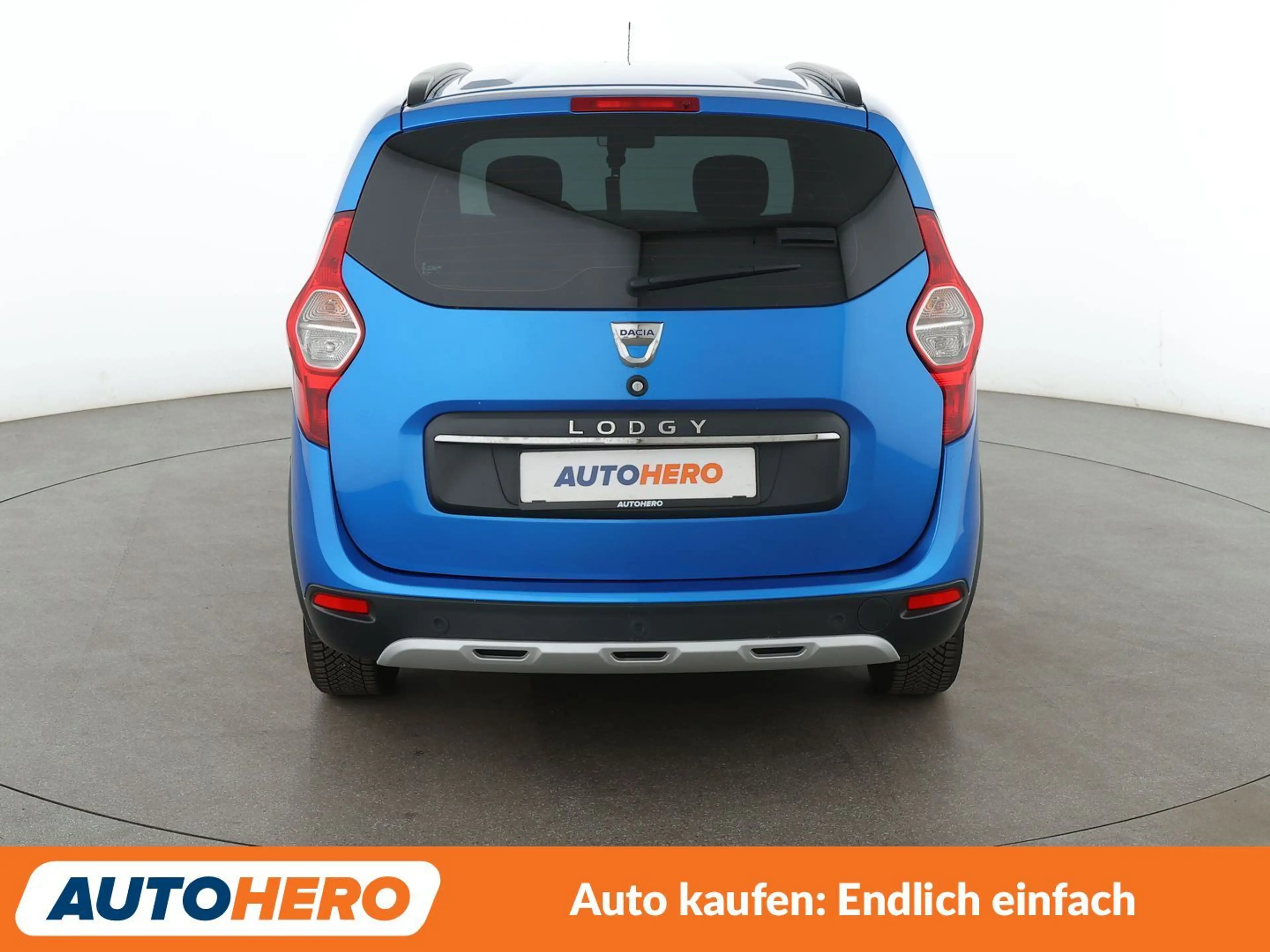 Dacia Lodgy 1.3 TCe Stepway Plus*NAVI*CAM*PDC*SHZ*KLIMA* — photo 5