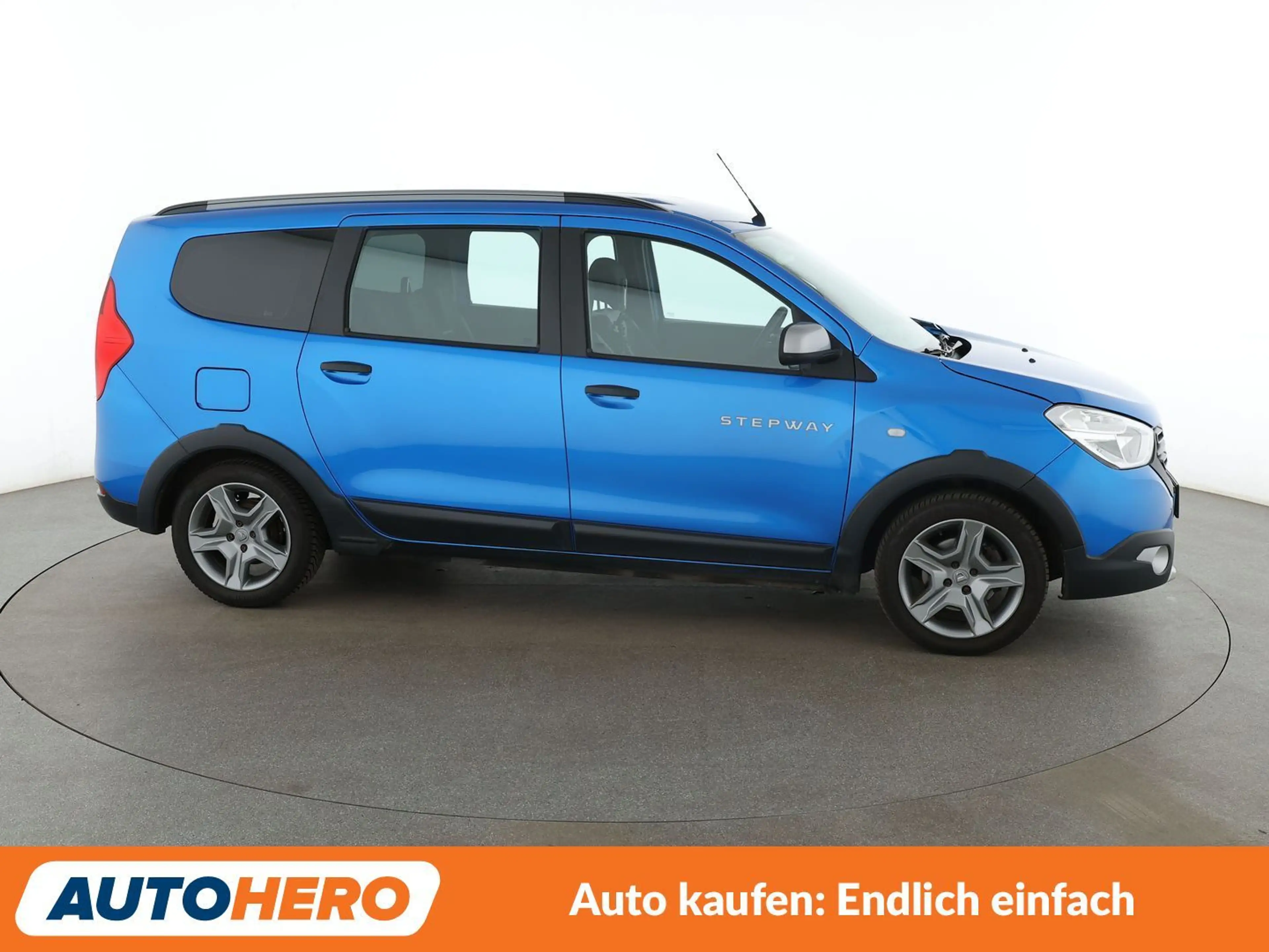 Dacia Lodgy 1.3 TCe Stepway Plus*NAVI*CAM*PDC*SHZ*KLIMA* — photo 7