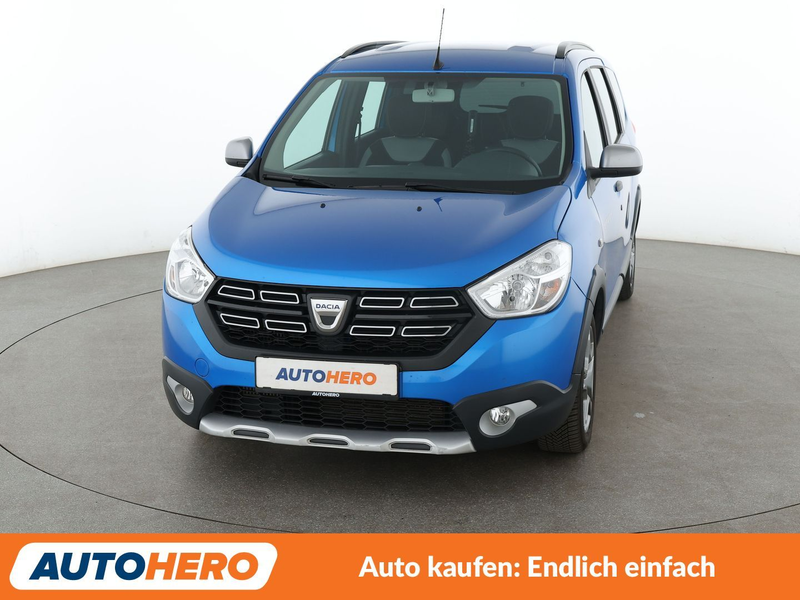 Dacia Lodgy 1.3 TCe Stepway Plus*NAVI*CAM*PDC*SHZ*KLIMA* — photo 9