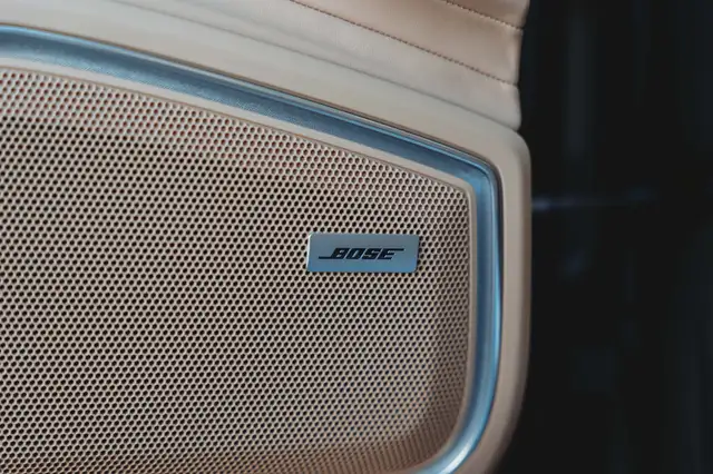 Porsche Panamera view 13