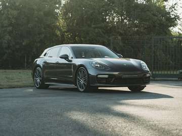 4S Sport Turismo/Sportuitlaat/Massage/Luchtvering/Bose/Pano/21"/Zetelventilatie/Sportdesign