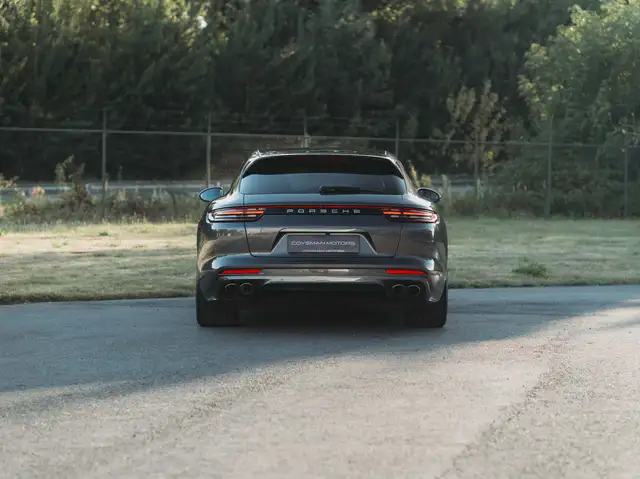 Porsche Panamera view 2