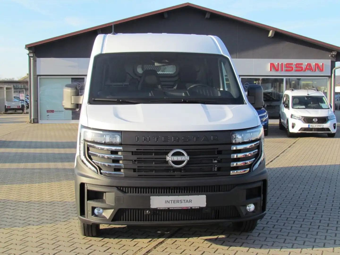 Nissan Interstar Interstar dCi 150 L2H2 3,5 dCi 150 FWD N-Connecta Weiß - 2