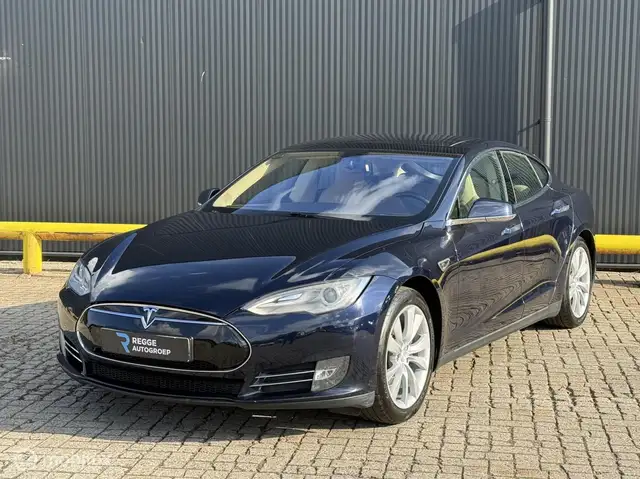 Tesla Model S 85 Base SC01 FREE CHARGING | GRATIS LADEN