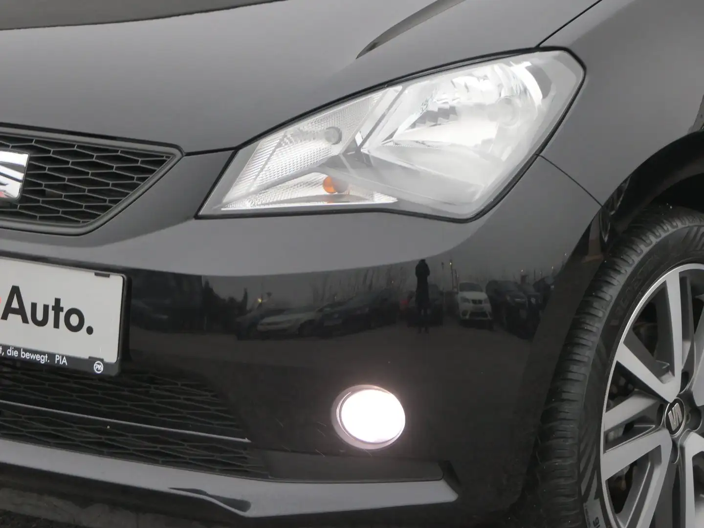 SEAT Mii electric Plus Schwarz - 2