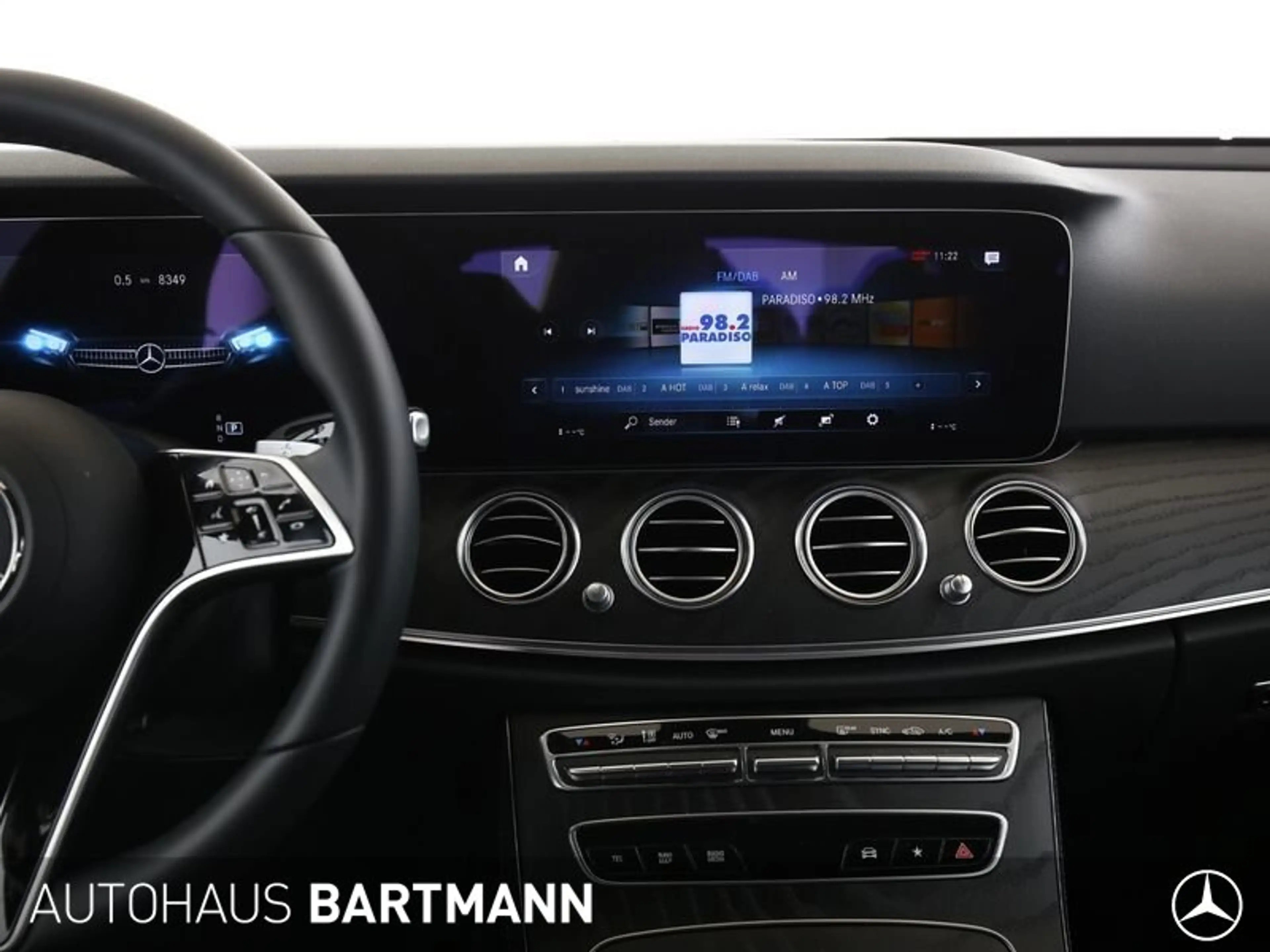 Mercedes-Benz E 200 E 200 d COMAND+AVANTGARDE+ WIDESCREEN+LED+SZH+++ — photo 8