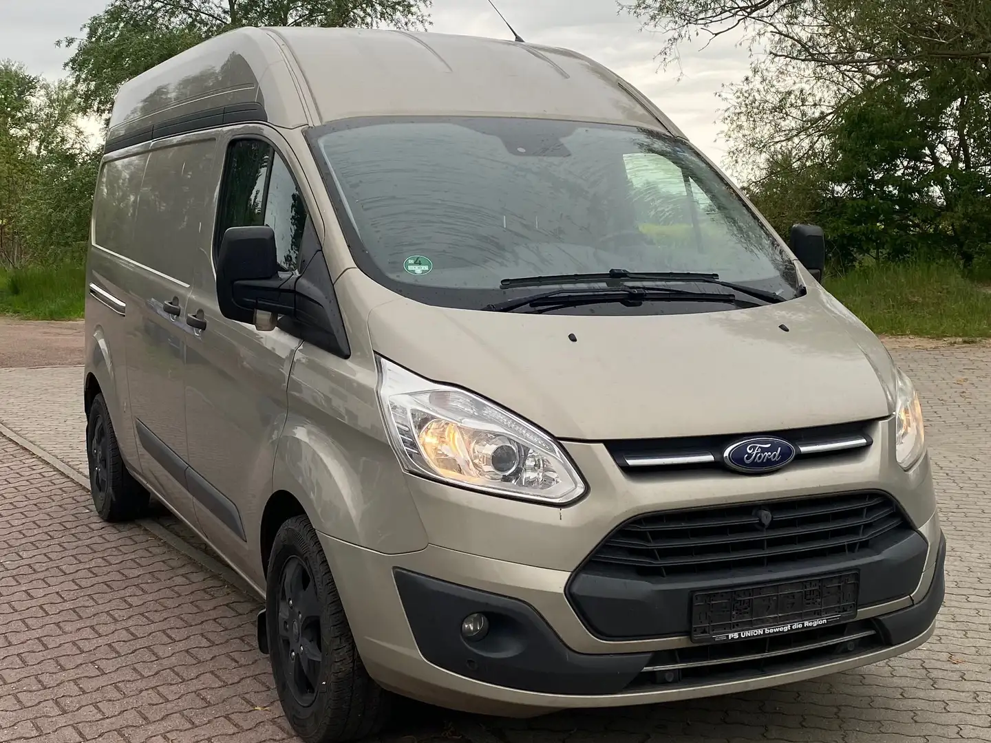 Ford Tourneo Custom Hnědá - 1
