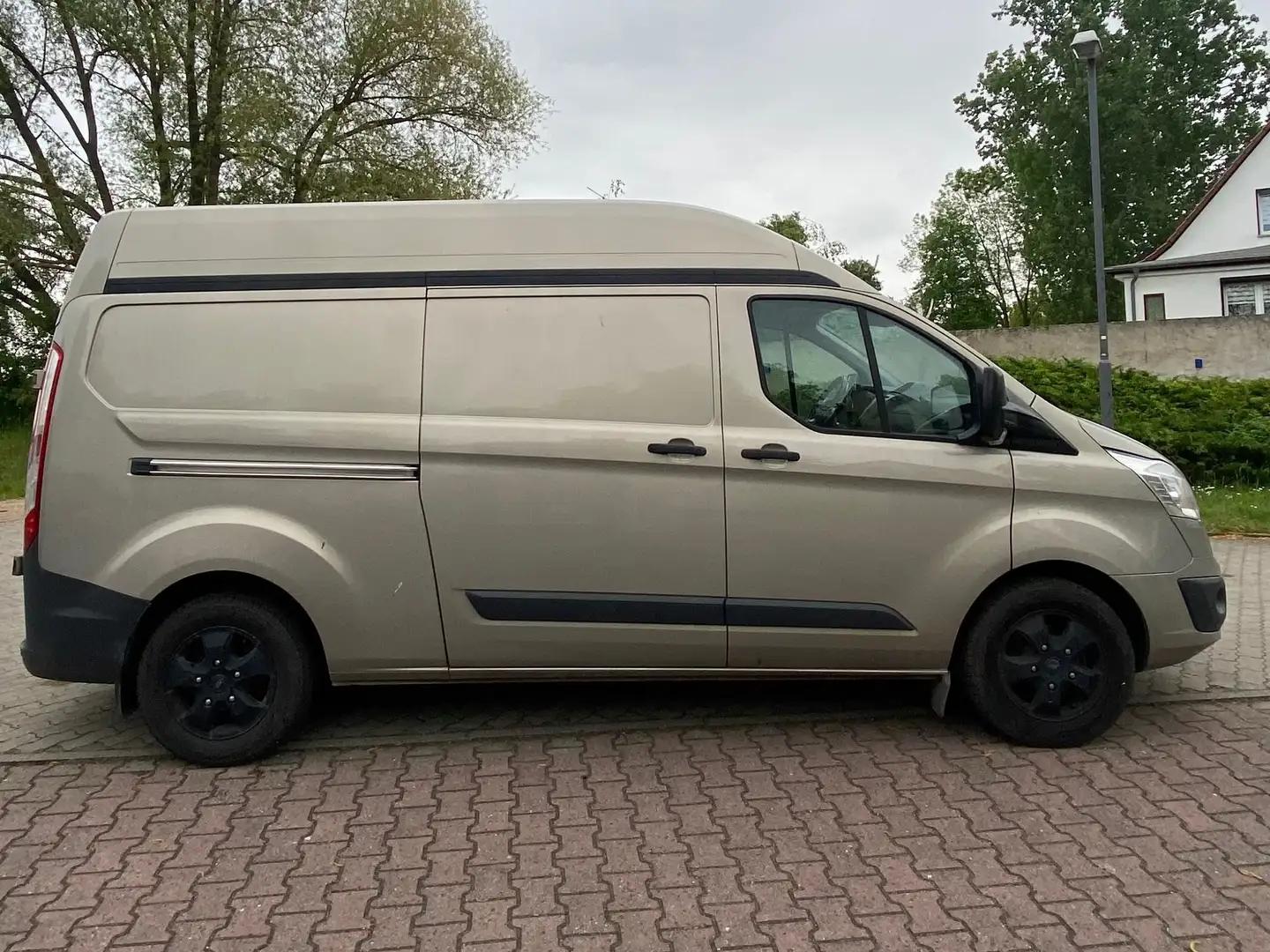 Ford Tourneo Custom Hnědá - 2