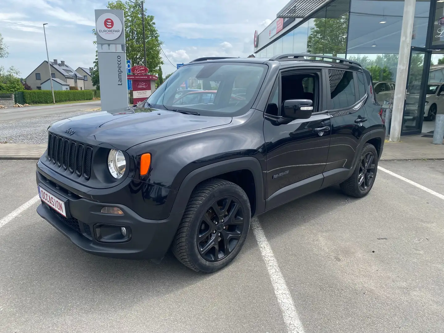 Jeep Renegade 1.6i E.torQ 4x2 Downtown GPS GARANTIE 12MOIS Schwarz - 1