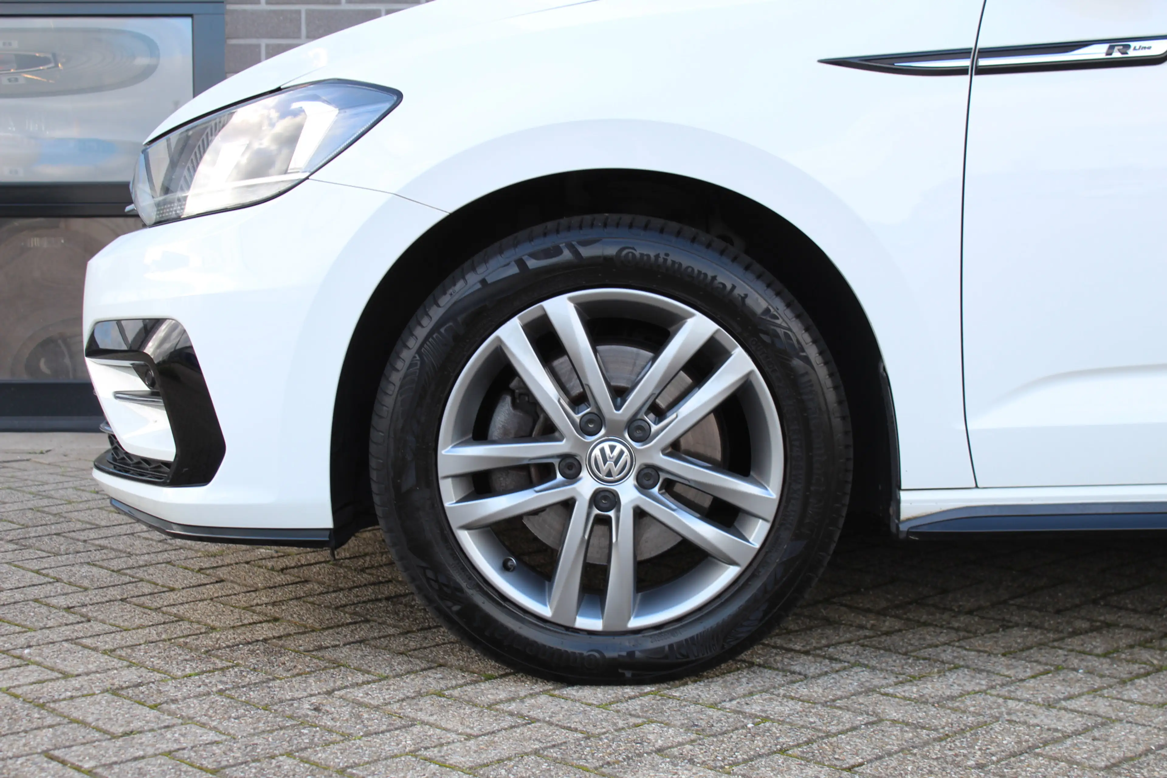 Volkswagen Touran 1.6 TDI SCR Highline Business R 7p / Automaat / N. — photo 26