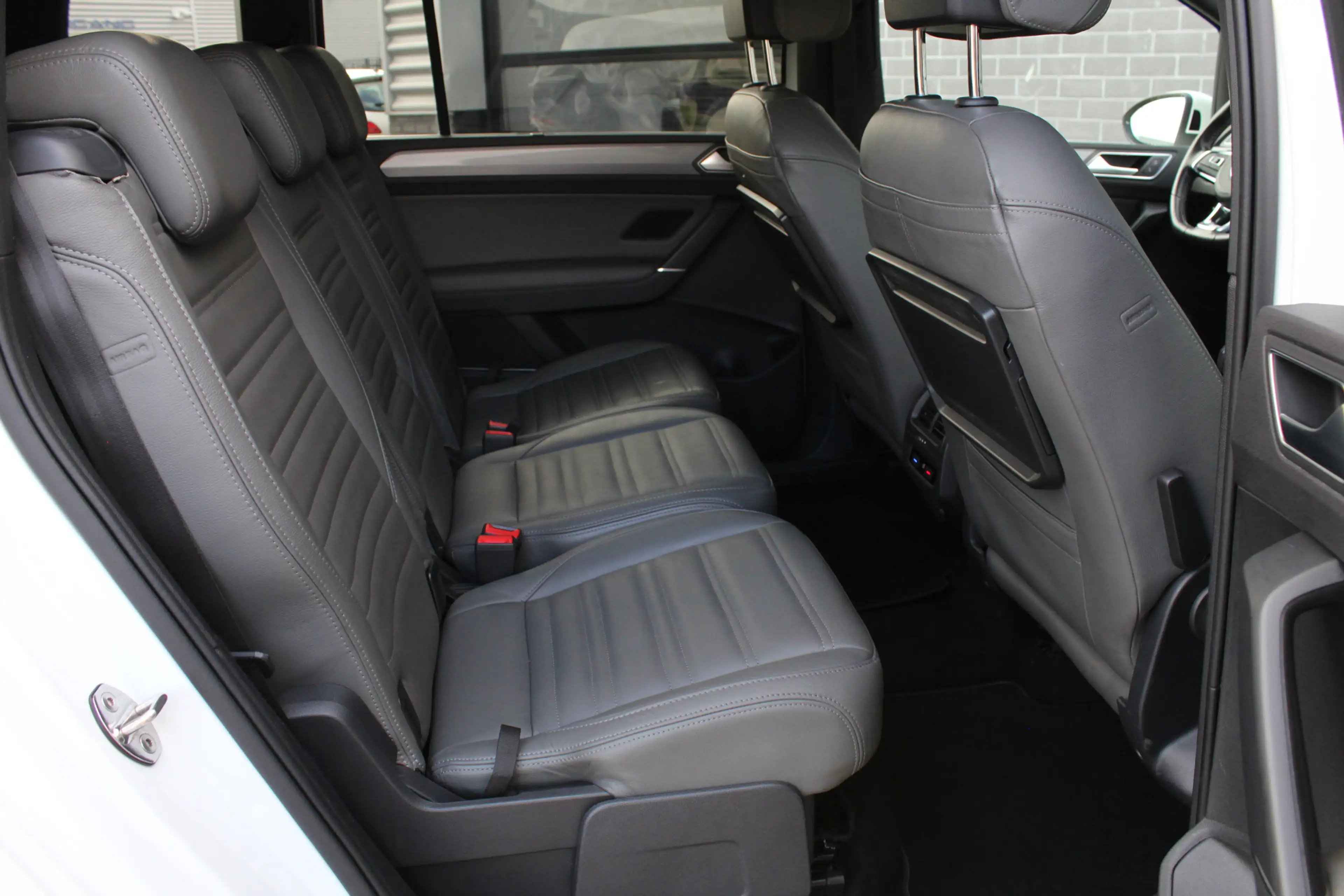 Volkswagen Touran 1.6 TDI SCR Highline Business R 7p / Automaat / N. — photo 11