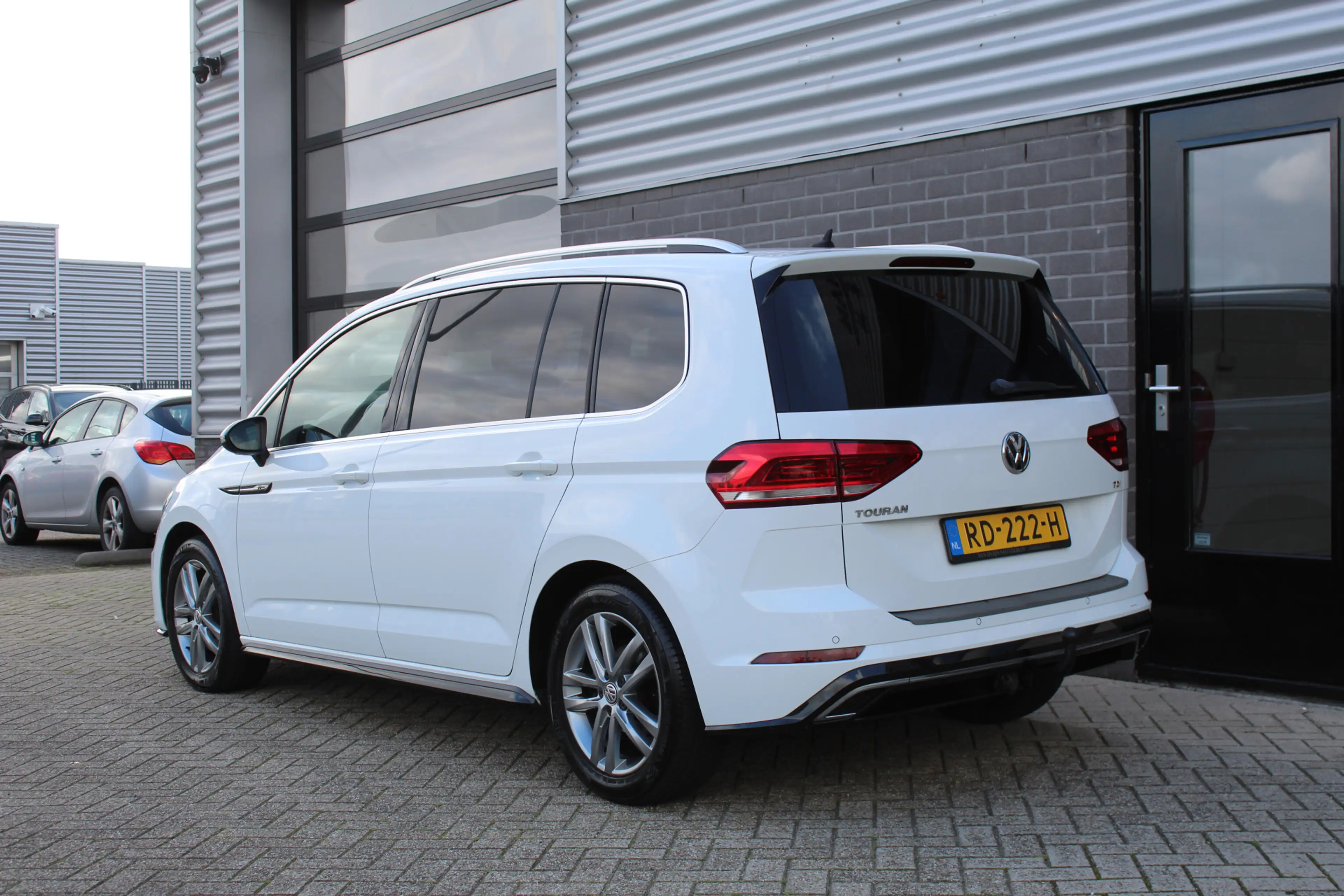 Volkswagen Touran 1.6 TDI SCR Highline Business R 7p / Automaat / N. — photo 7