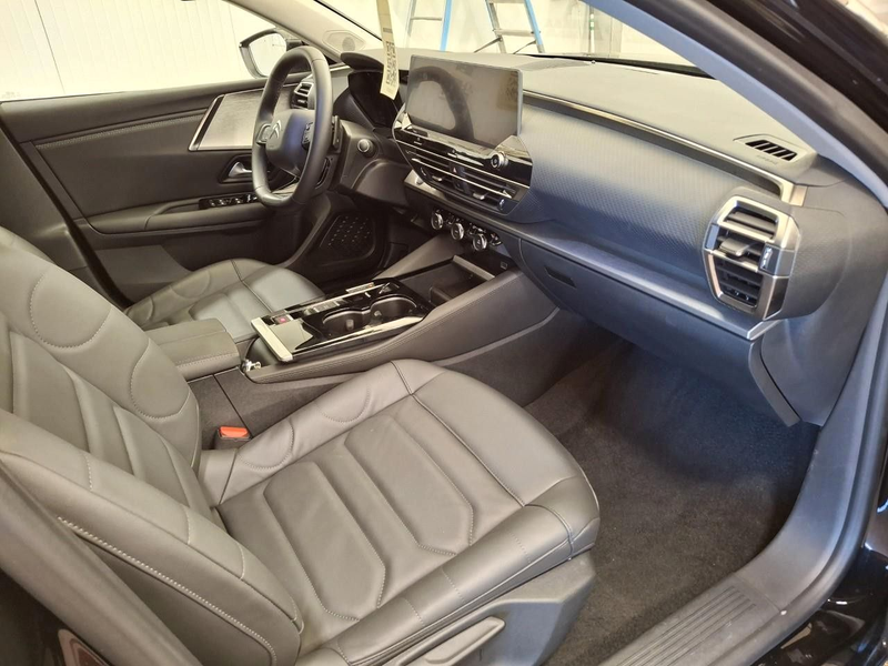 Citroen C5 X Hybrid 145PS 6G-DSG Plus *HUD*NAVI*LEDER* — photo 4