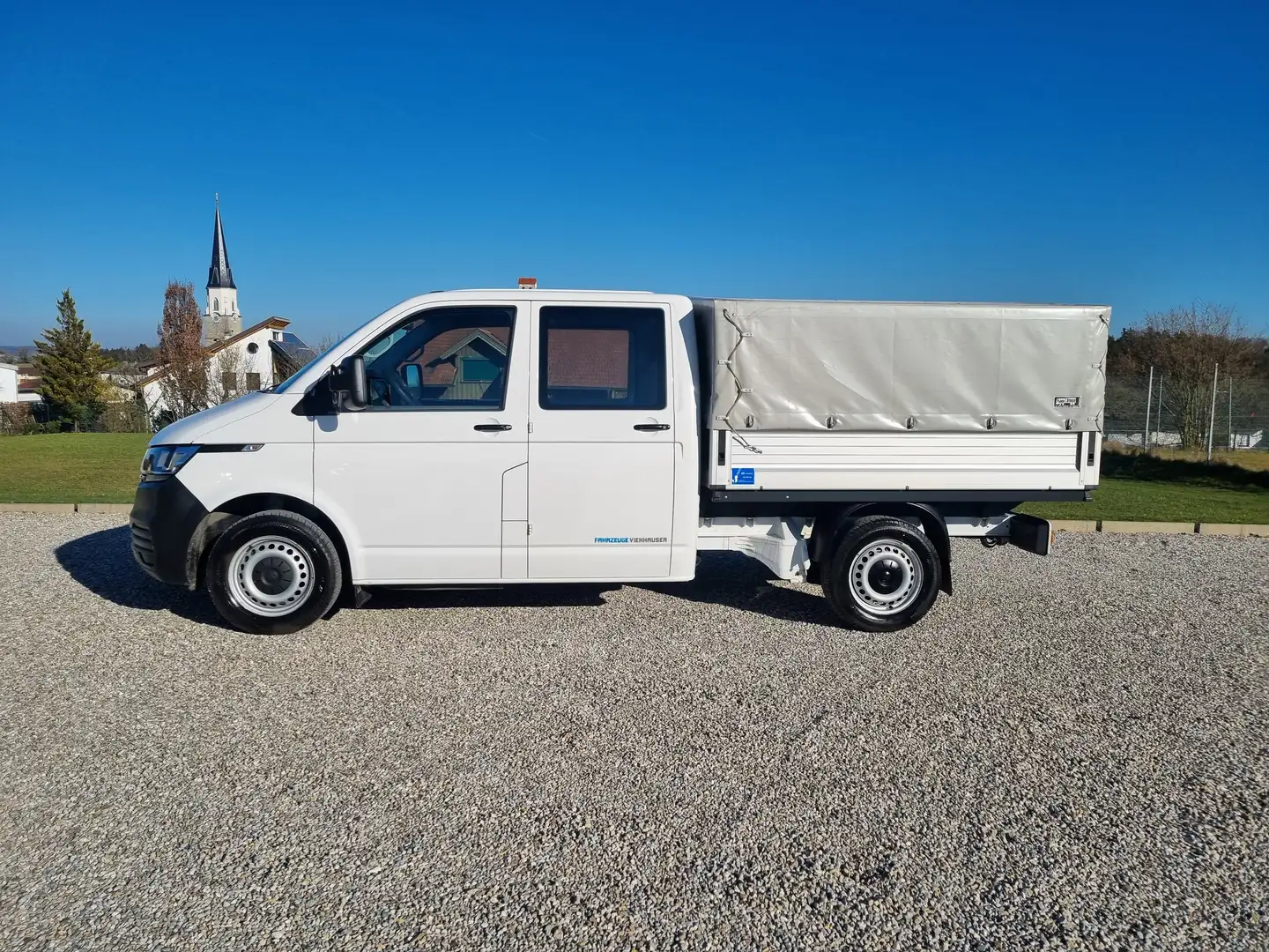 Volkswagen T6.1 Transporter DOKA Pritsche 4 Motion mit Planenaufbau Weiß - 2