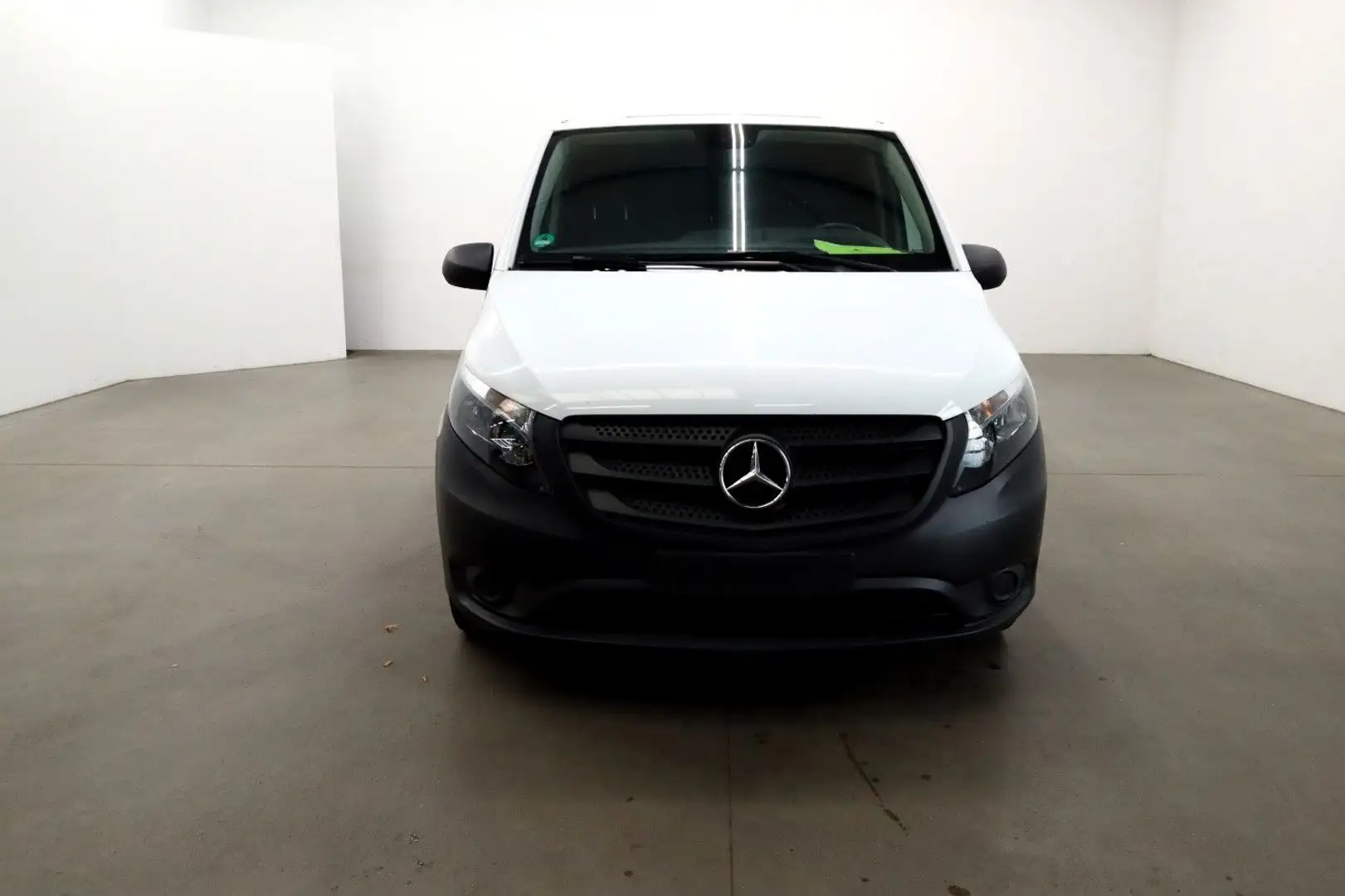Mercedes-Benz Vito eVito 111 EXTRALANG*KAMERA*SHZ*KLIMA Weiß - 2