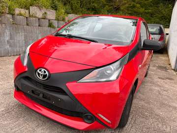 Aygo 5-Türer x-clusiv