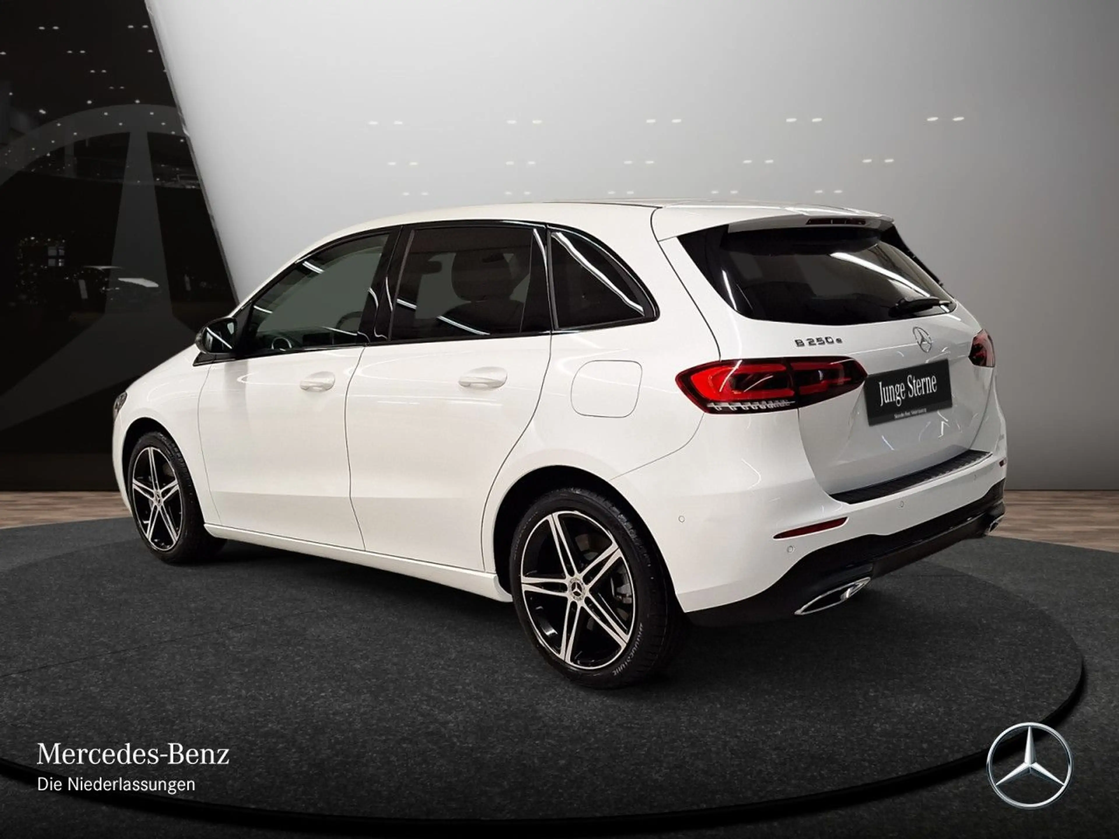 Mercedes-Benz B 250 e PROGRESSIVE+NIGHT+LED+KAMERA+8G — photo 10