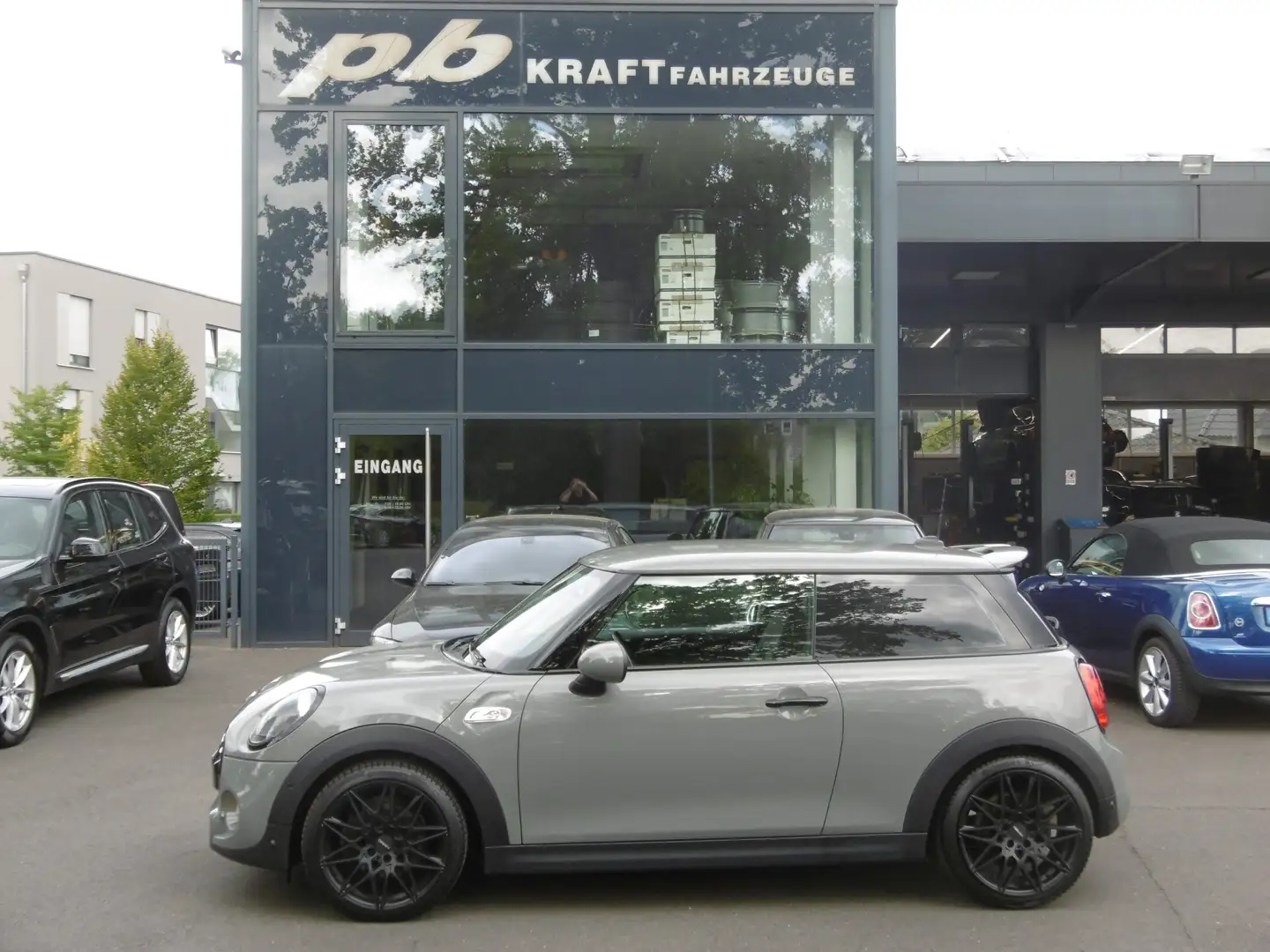 MINI Cooper S DKG 18" JCW Bastuck ESD Navi PDC Allwetter Grigio - 1