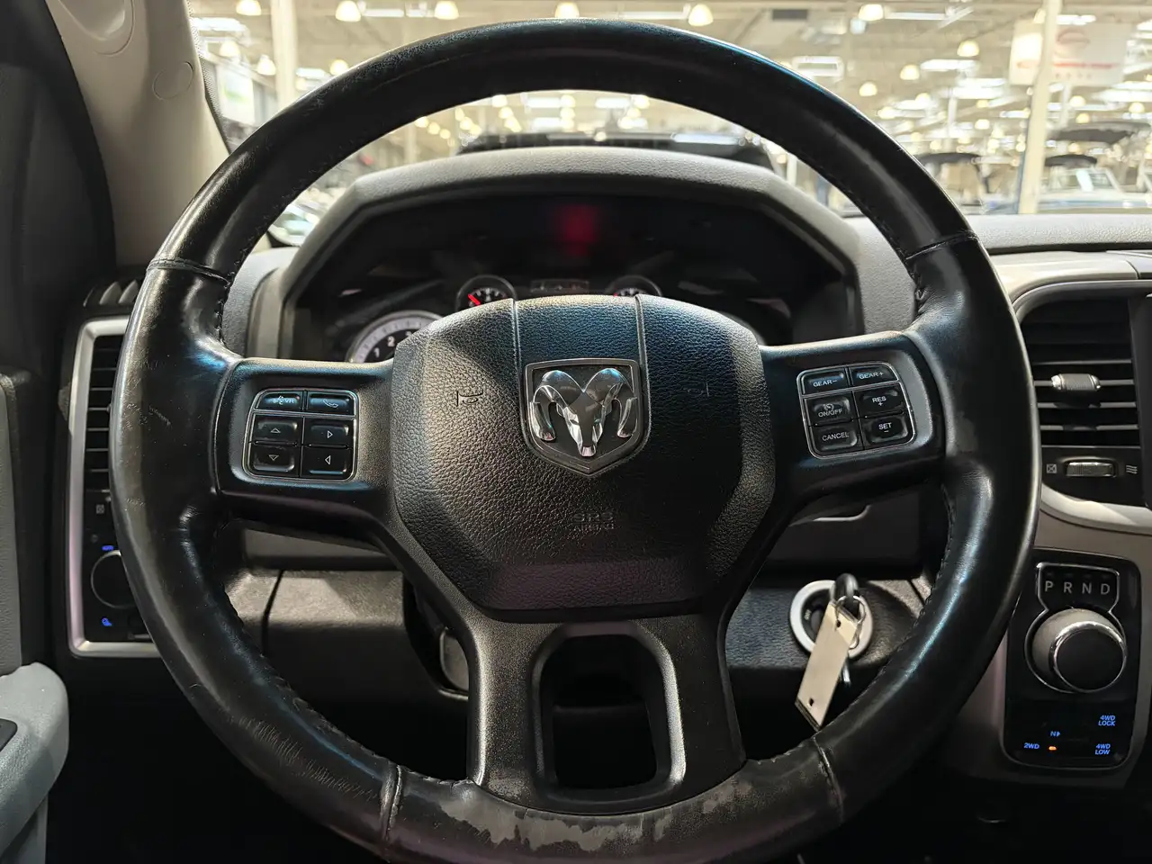 RAM 1500 снимка RAM 1500