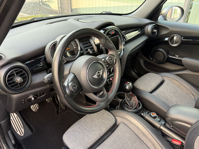 MINI One Mini 5-trg. One*NAVI*JCW*Panorma*Sportsitze* — photo 10